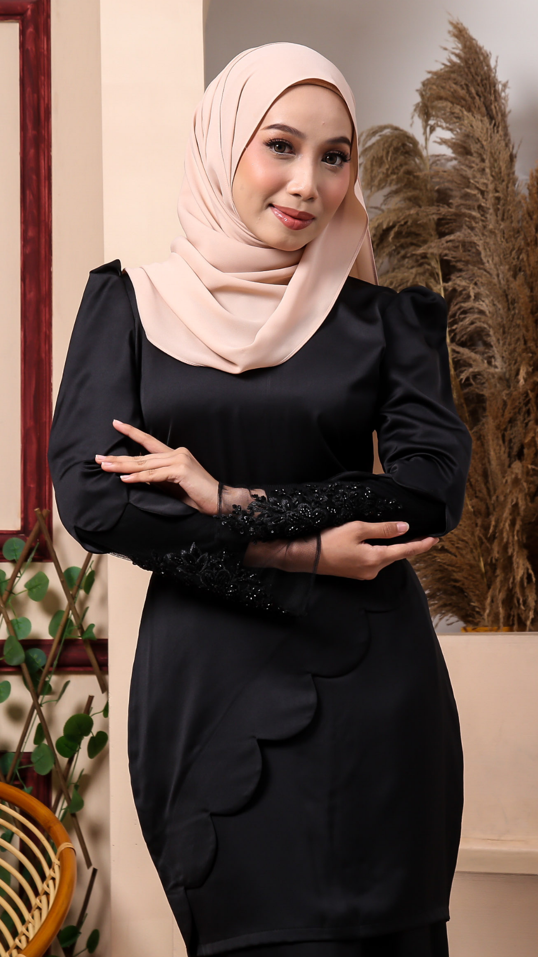 Onora Kurung - Black