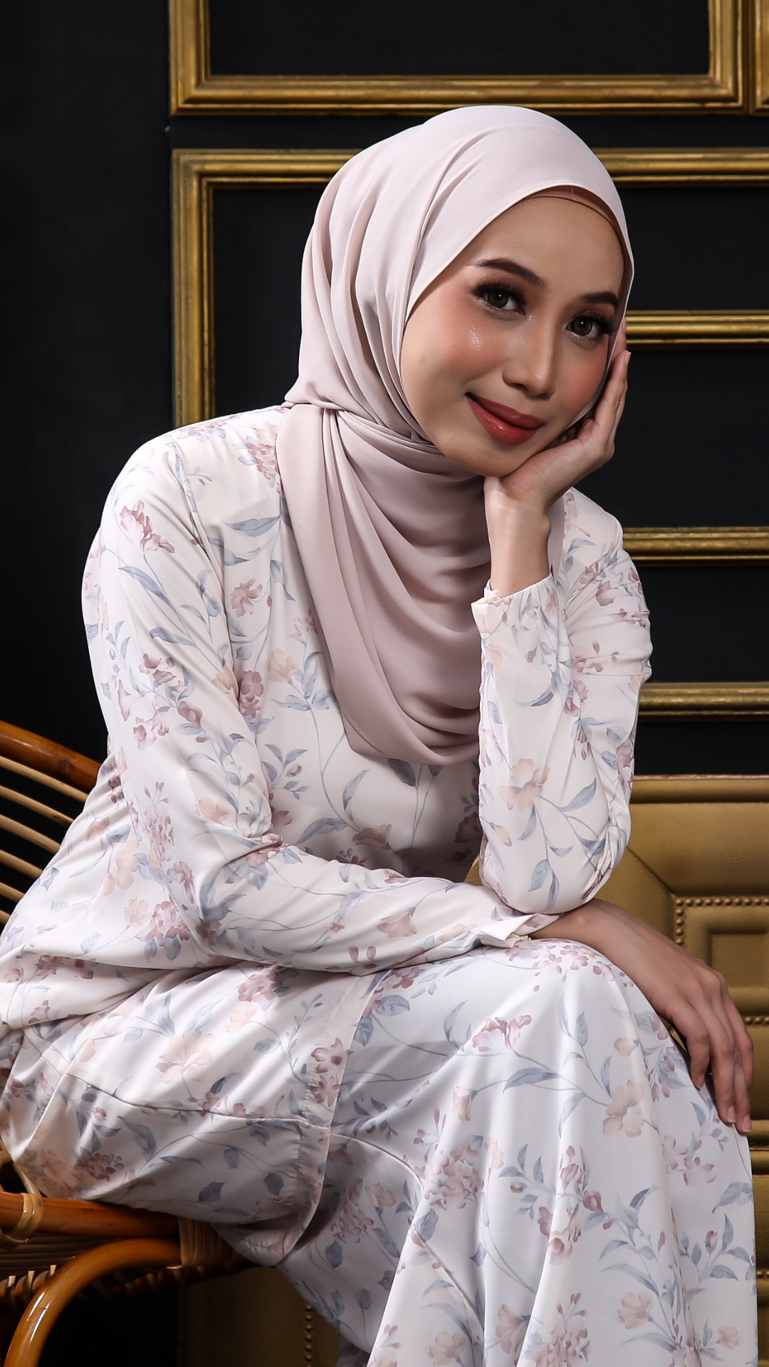 Kurung Modern Lunaria in Nude Brown