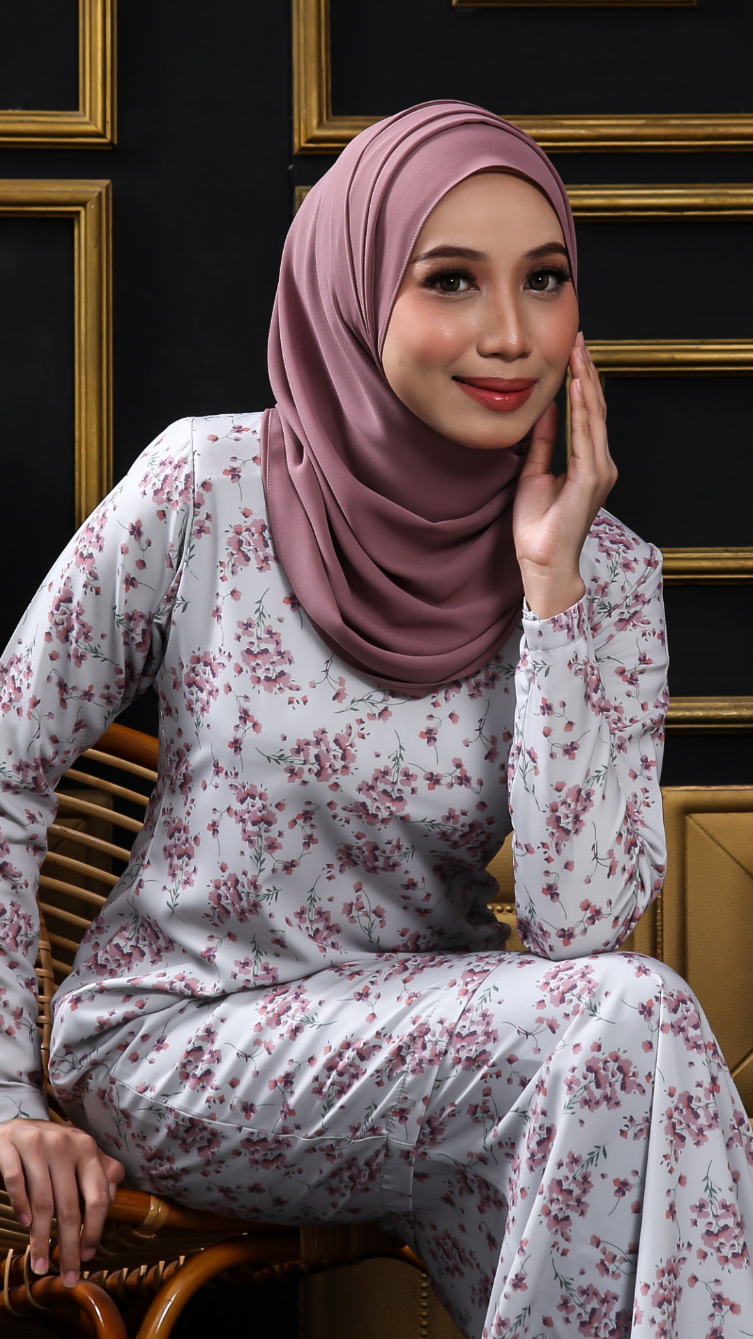 Kurung Modern Lavinia in Fuschia Purple