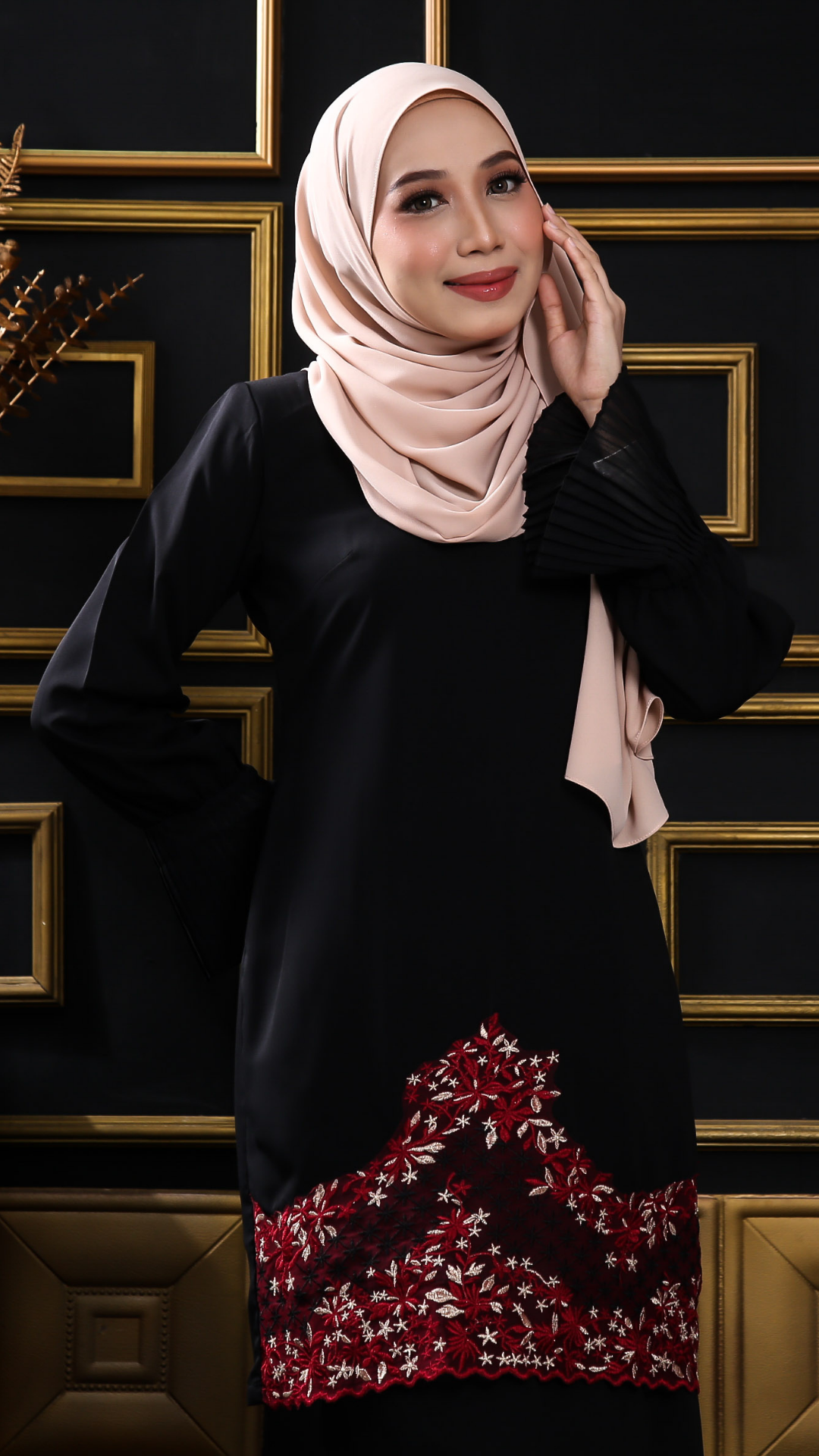 Averly Kurung - Black