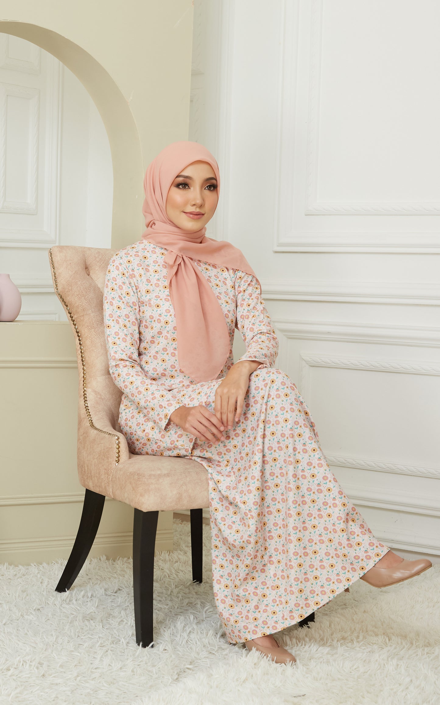 Kurung Modern Laudya in Sweet Peach