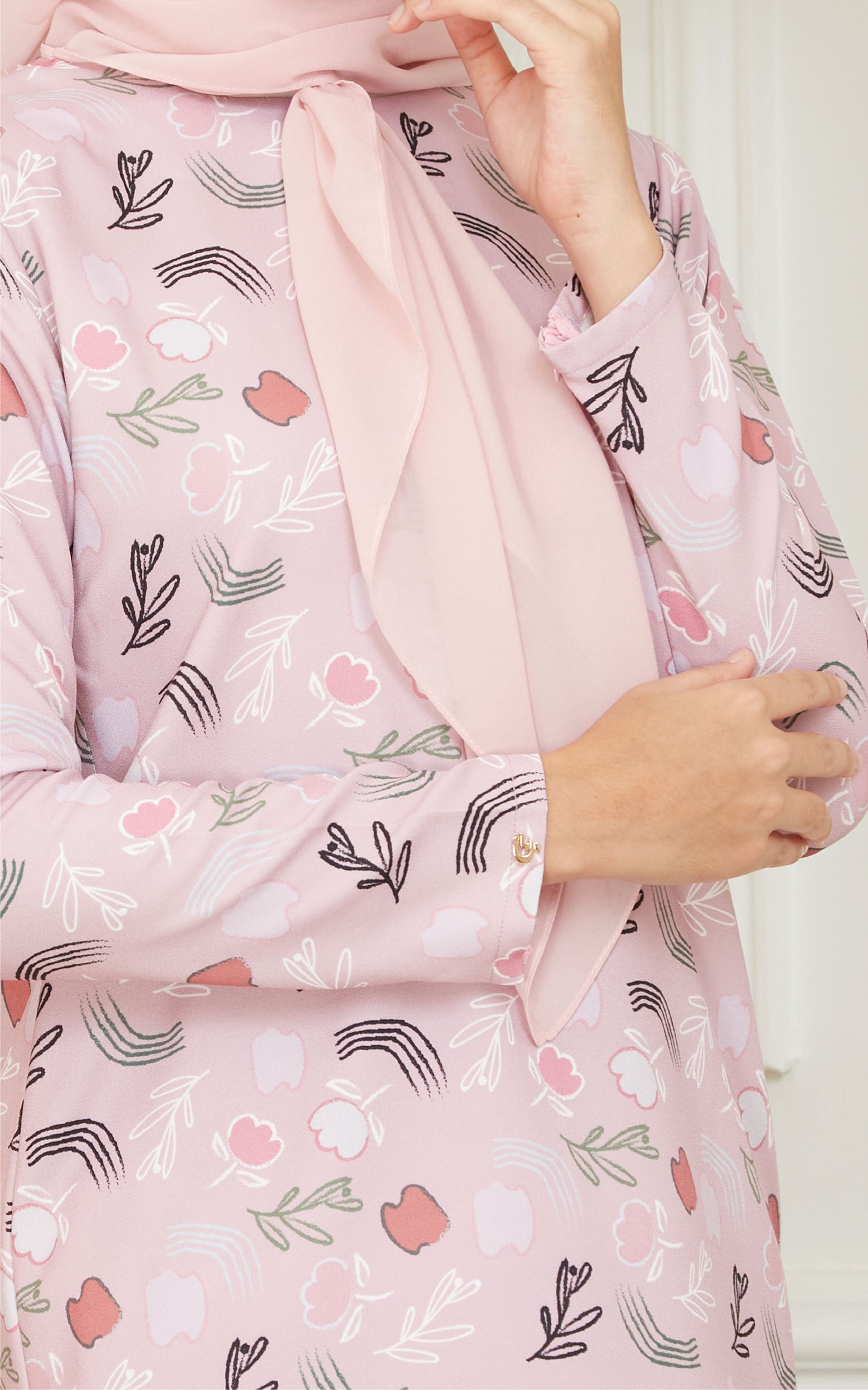 Kurung Modern Aisya in Petal Pink