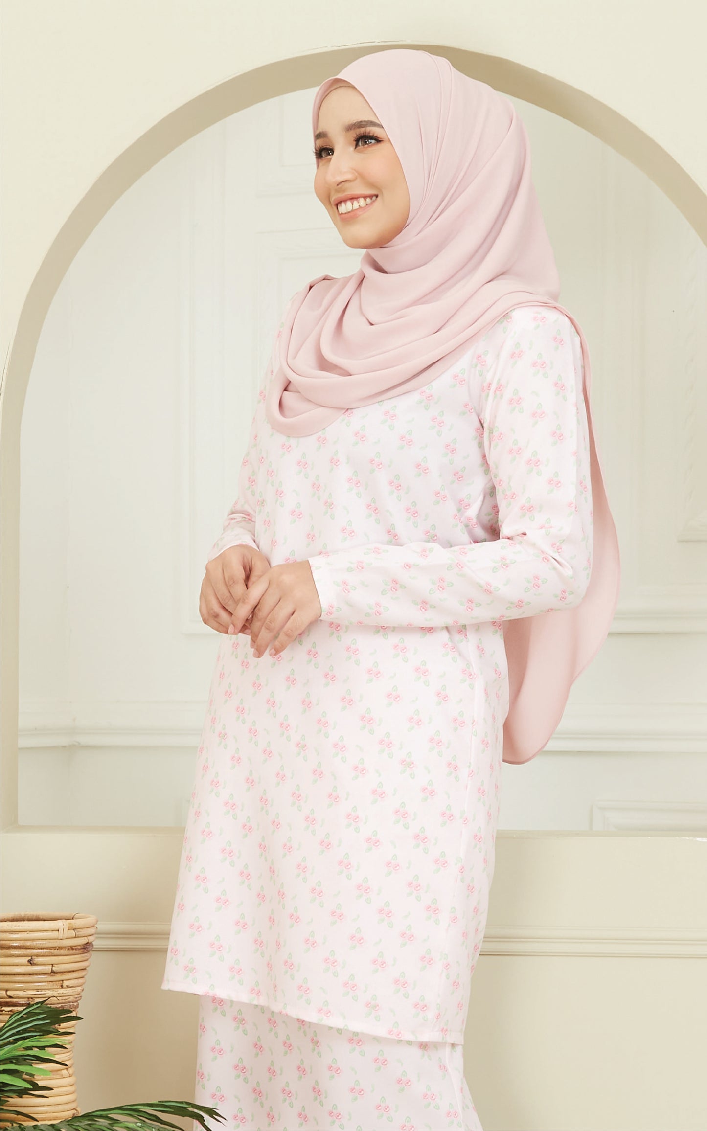 Kurung Modern Julia in Love Pink