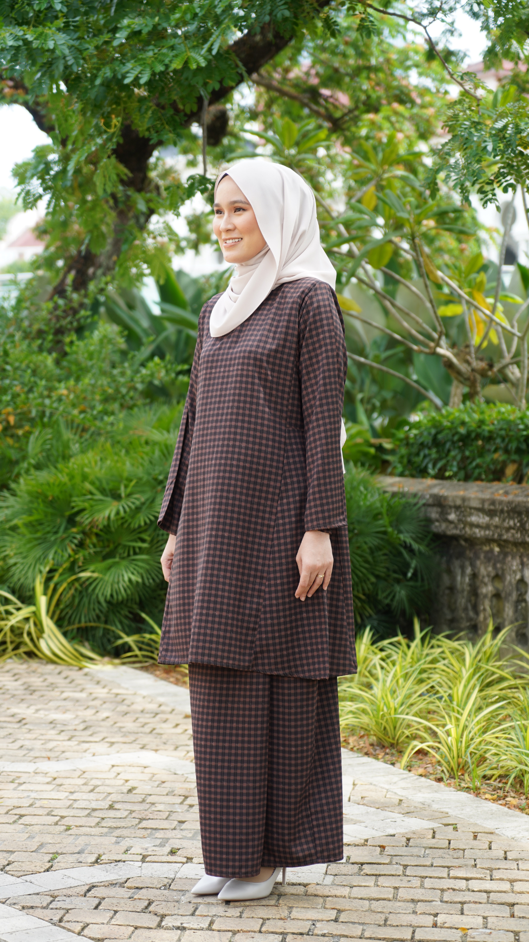 Kurung Cassandra - Black Coffee