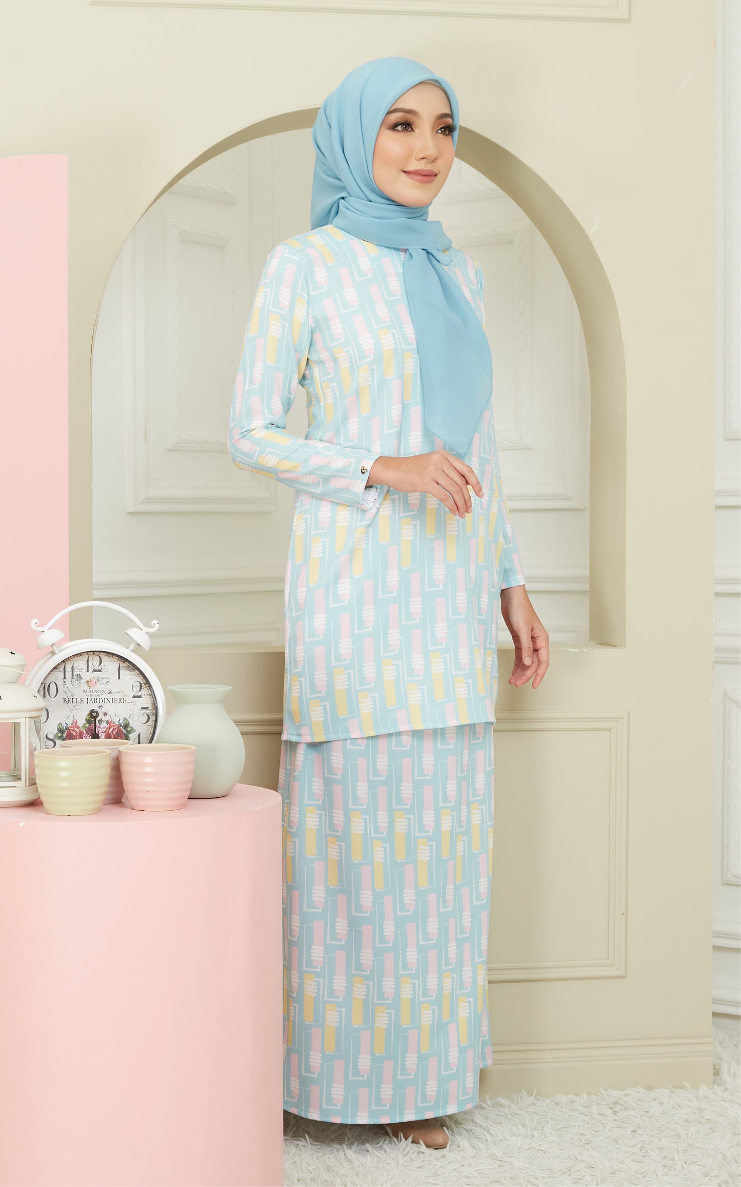 Kurung Modern Hawa in Blue Arctic