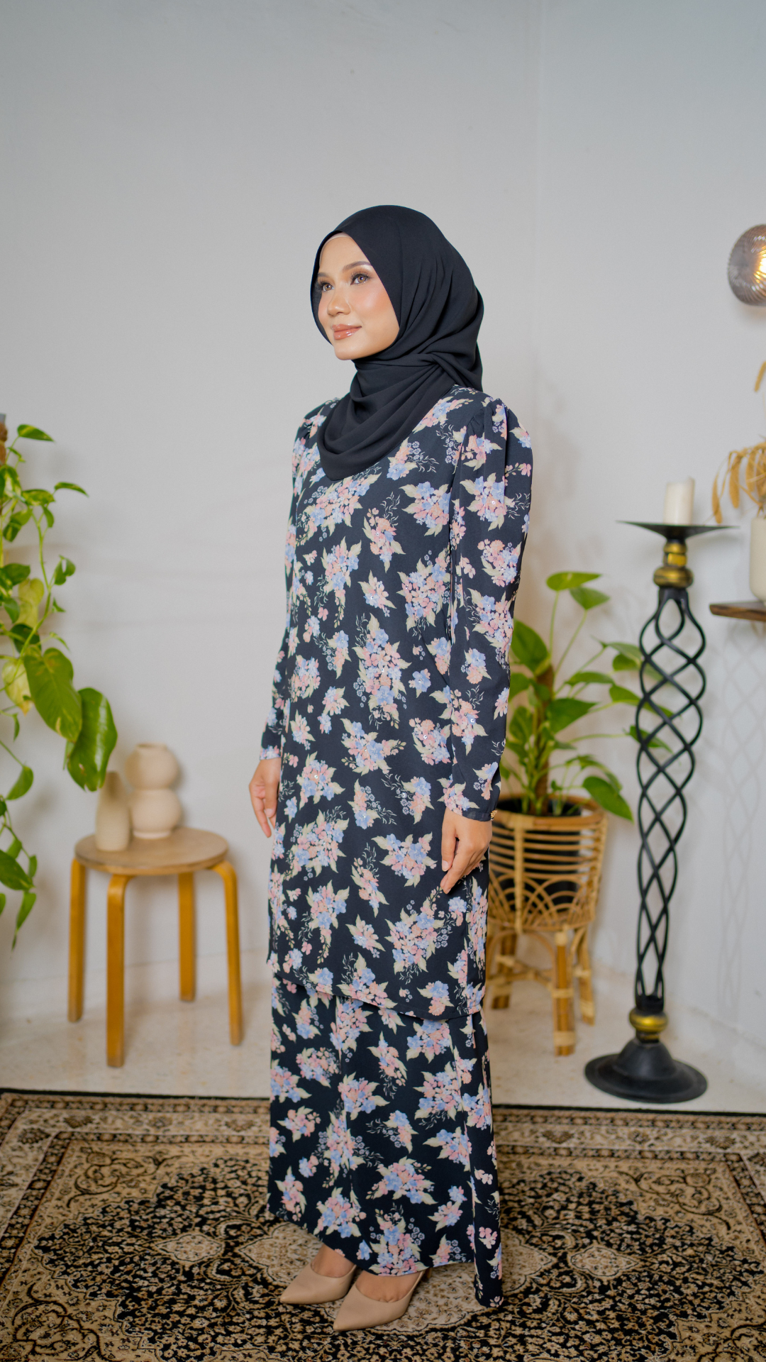 Kurung Maharani - Midnight Black