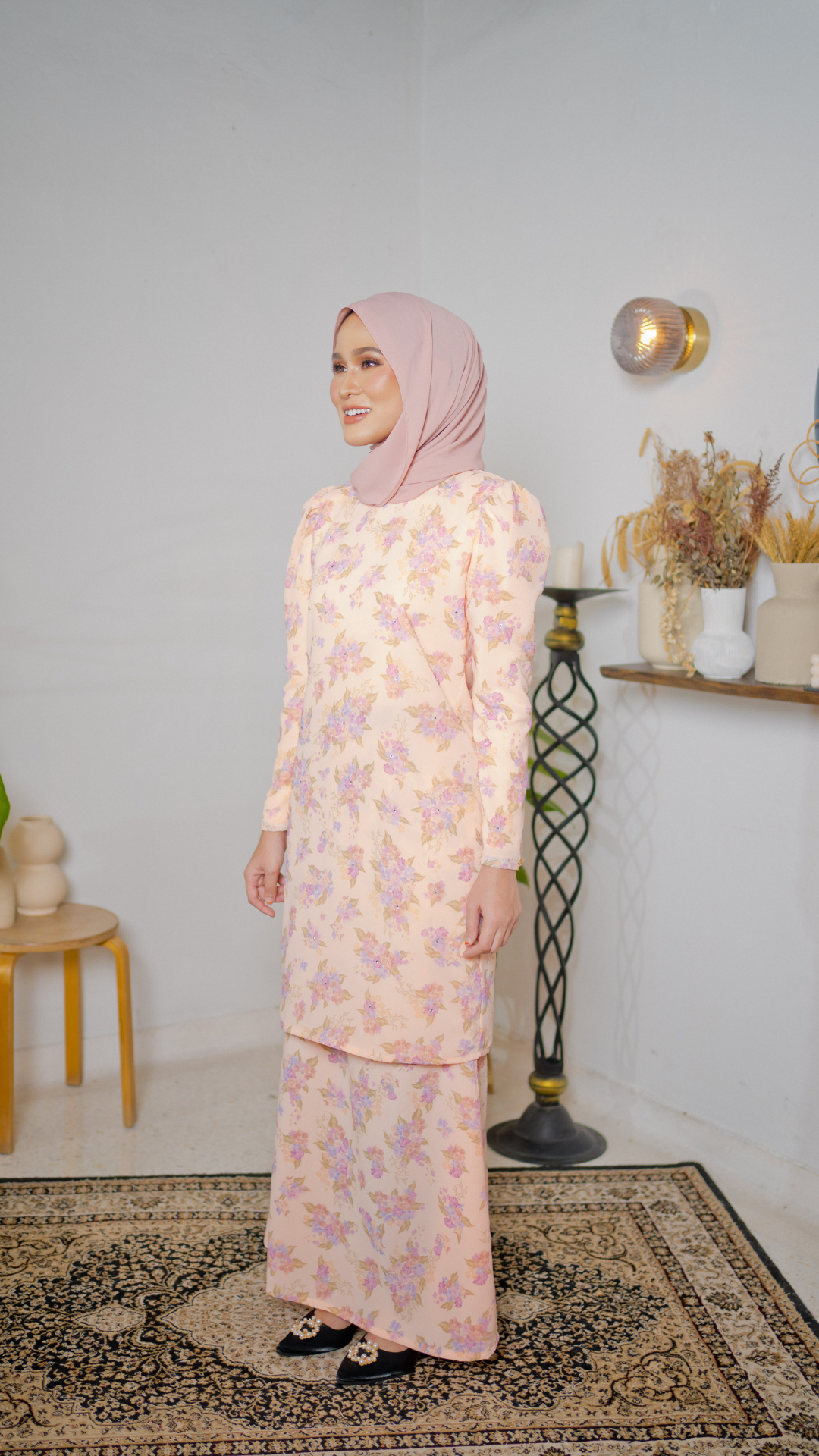 Kurung Maharani - Pastel Cream