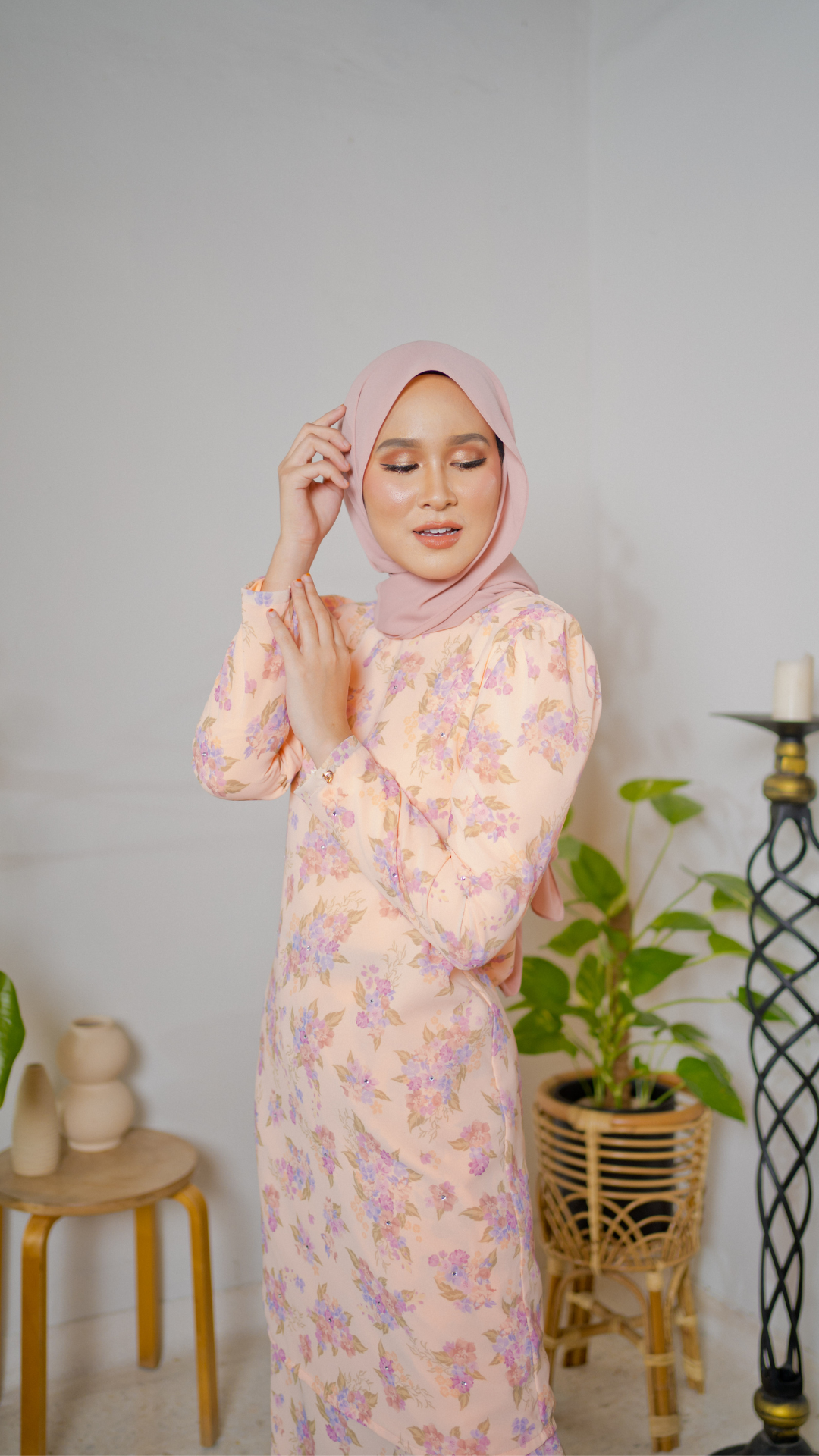 Kurung Maharani - Pastel Cream