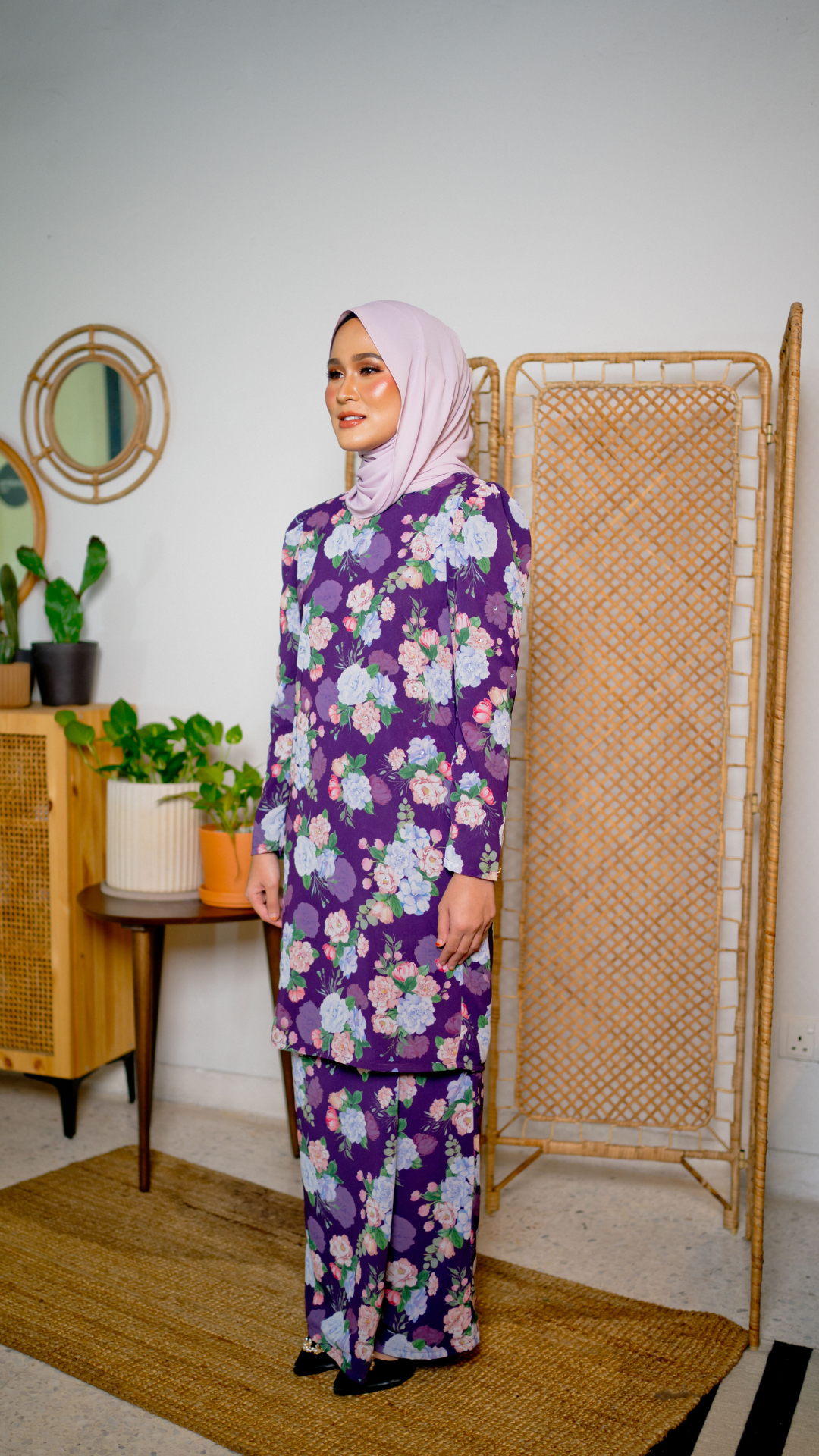 Kurung Waiduri - Tyrian Purple